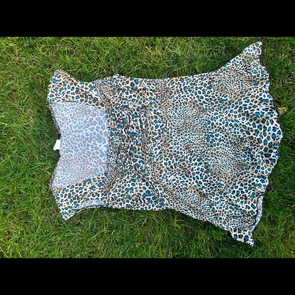 American City Wear women’s cheetah print top